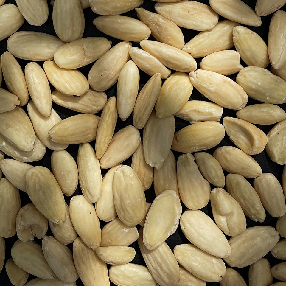 BLANCHED ALMONDS 200G